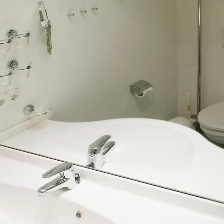 Strandstrasse 16 Strandstrasse 16-16 Lägenhet *