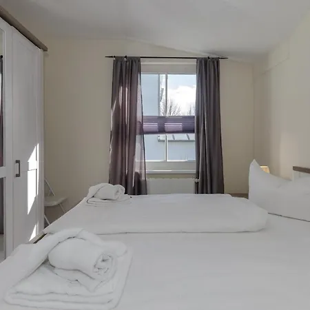 Strandstrasse 16 Strandstrasse 16-16 * Ostseebad Kühlungsborn